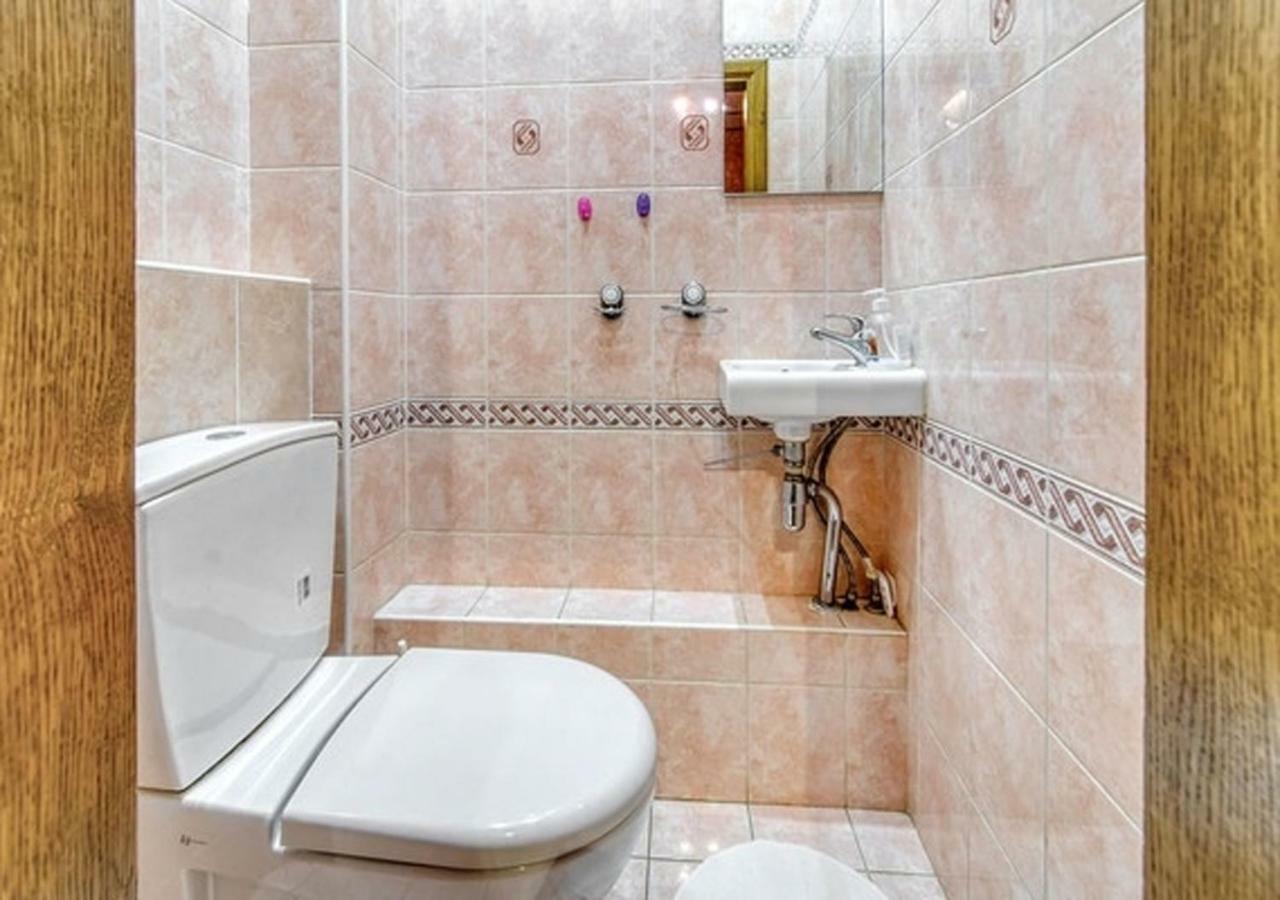 Apartments In The Center Of Minsk On Nezavisimosti 12 Ngoại thất bức ảnh
