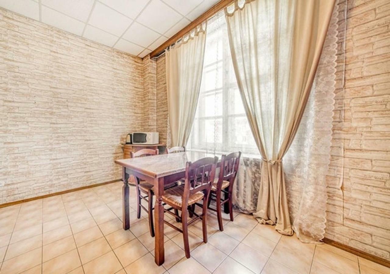 Apartments In The Center Of Minsk On Nezavisimosti 12 Ngoại thất bức ảnh